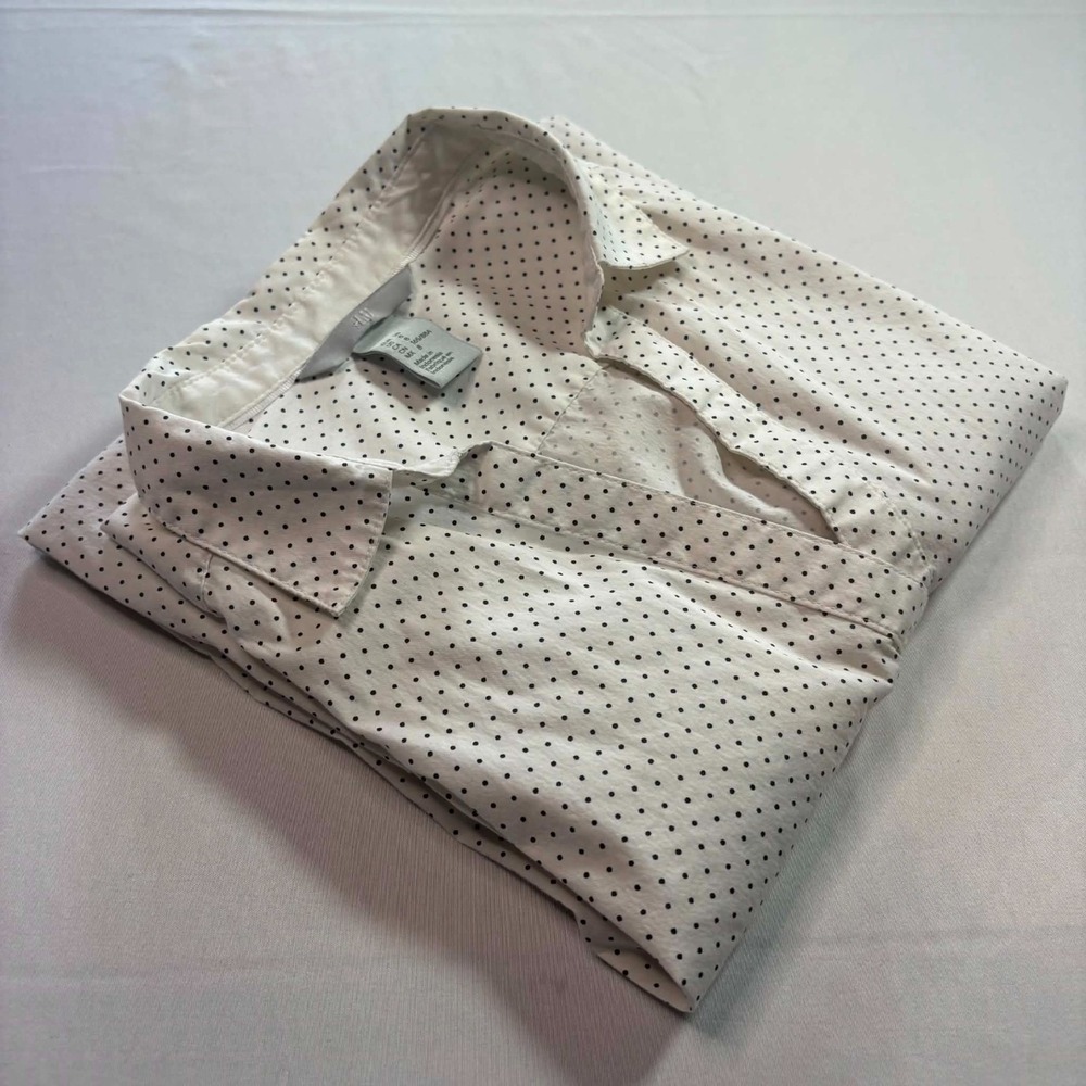 H&M Polka Dot Button-Up Blouse White Black Swiss Dot Shirt Top Size 8 Medium